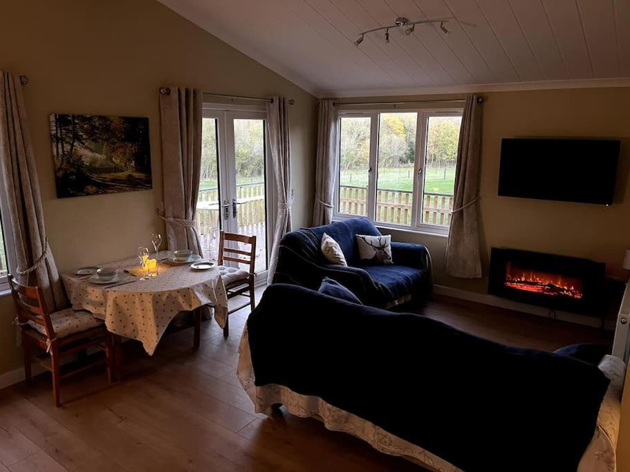 The Lodge At Meadow Hope Херефорд Экстерьер фото